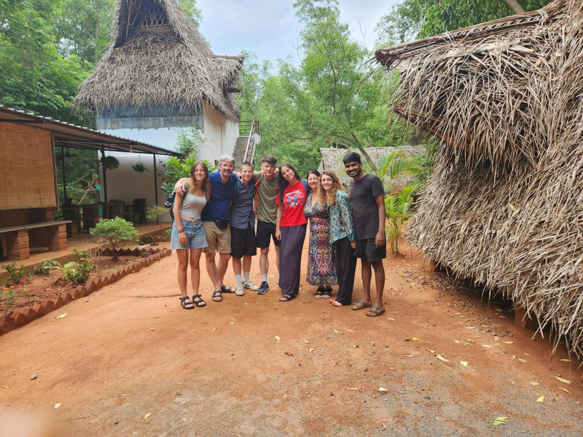 Nebula Nest Cafe & Hostel Auroville Esterno foto